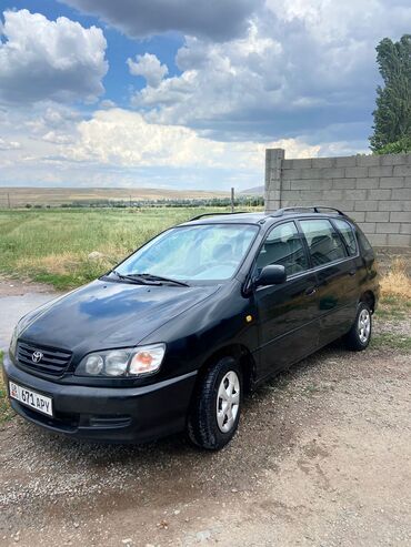 toyota camry 2004: Toyota Picnic: 2000 г., 2 л, Автомат, Бензин, Седан