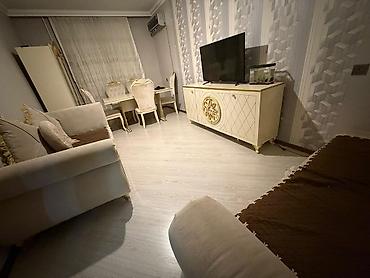 Mebel: İkinəfərlik çarpayı, 2 tumba, Dolab, Komod, İşlənmiş — 2