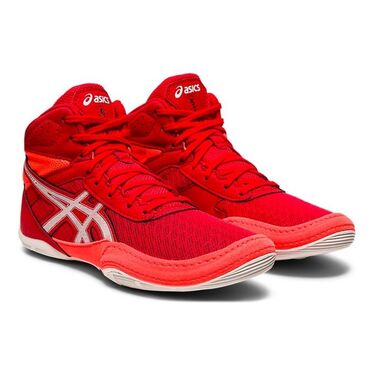 обувь 46: Продаю борцовки Asics Matflex 6 состояние новое реальному покупателю