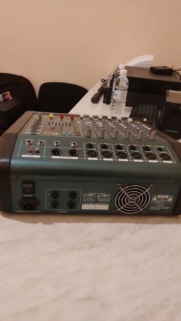 буферы на машину: Б/у, Концертный, Есть усилитель, Каналов: 6, Разъем: USB, Есть эквалайзер