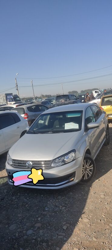 машина купить недорого: Volkswagen Polo: 2012 г., Седан