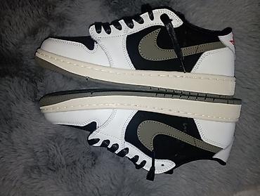 tom tailor sabac: Patike Nike Air Jordan 1 – Travis Scott inspiracija - Model: AJ1 — 1
