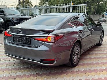 leksus: Lexus ES: 2018 г., Автомат, Гибрид, Седан — 4