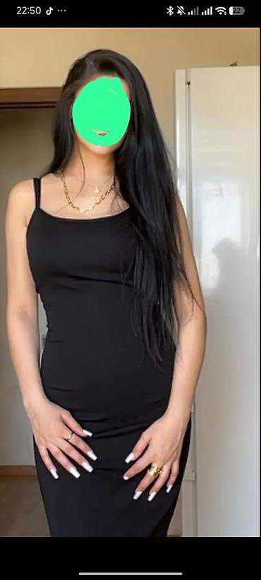 optitect vitamin c: Qara rəngli, bədənə oturan uzun don - Model: Sadə və zərif kəsim — 2