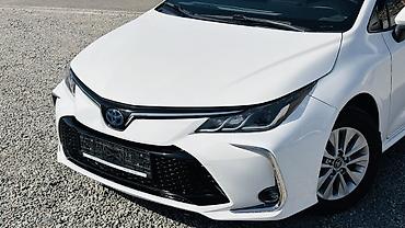 spark 2016: Toyota Corolla: 2019 г., 1.8 л, Автомат, Гибрид, Седан — 3