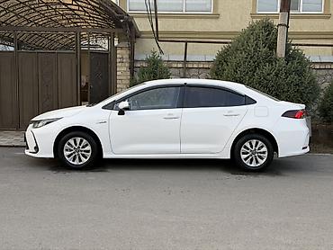 лексус ес 300 гибрид цена: Toyota Corolla: 2021 г., 1.8 л, Вариатор, Гибрид, Седан — 3