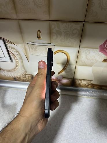 world z war: IPhone 15 Pro, 128 GB, Black Titanium, Simsiz şarj, Face ID, Sənədlərlə — 4