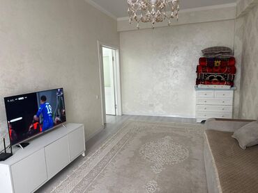 токтоналиева квартира: 1 бөлмө, 45 кв. м, Элитка, 14 кабат, Евроремонт