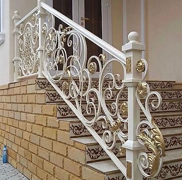 Pilləkən məhəccərləri: Her cur pirilalarin sifarisini qebul edirik zovqunuze uygun pirilalar — 28