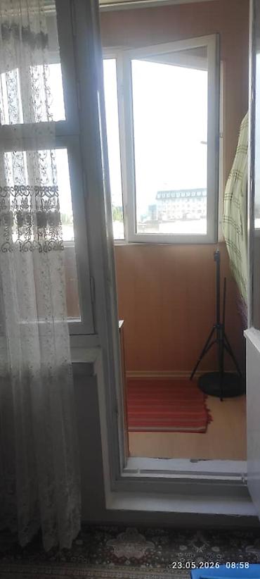 12: 3 комнаты, 70 м², 12 мкр 106 серия, 7 этаж, Косметический ремонт — 6
