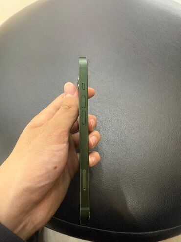 батарея на макбук: IPhone 13, Зеленый