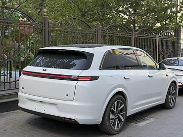 Унаа сатуу: Lixiang L7: 2024 г., 1.5 л, Автомат, Гибрид, Кроссовер — 2