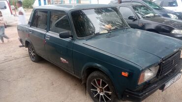 продам срочно машину: ВАЗ (ЛАДА) 2107: 2007 г., 0.7 л, Механика, Бензин, Седан