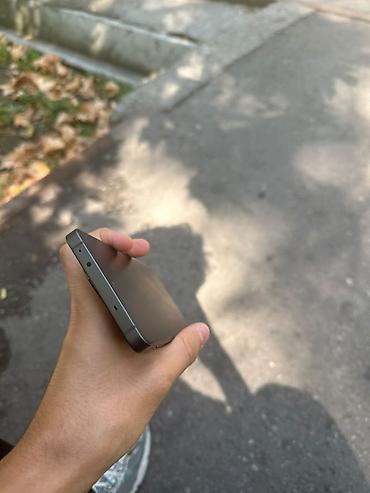 oneplus ace 3 pro: OnePlus Ace 5, Новый, 256 ГБ, цвет - Серый, 1 SIM — 1