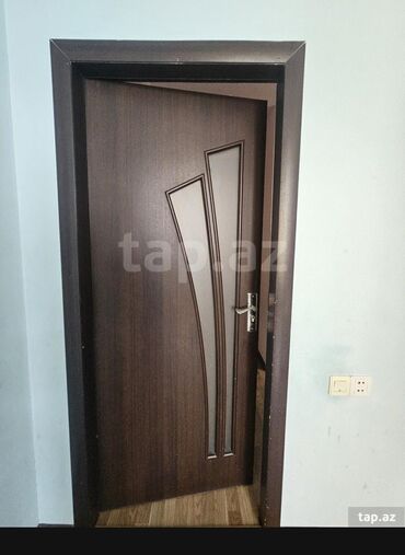 şef qapı: Xirda problemleri var 3 eded qapidi 130 manat 3 ededi 130 manat