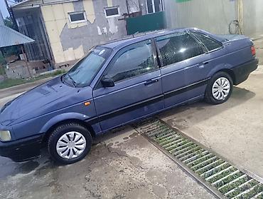 авто толщиномер: Volkswagen Passat: 1993 г., 1.8 л, Механика, Бензин, Седан — 1