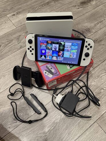 купить нинтендо свитч: Nintendo switch oled. Konsolun veziyyeti idealdir. Hec bir problemi