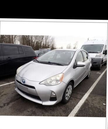 Toyota: Toyota Prius: 2015 г., 1.5 л, Вариатор, Гибрид, Хэтчбэк