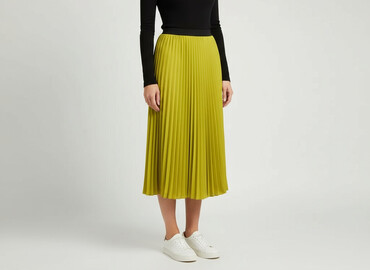 spódnice że spodenkami stradivarius: F&F, Women`s skirt, size M