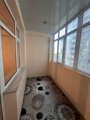 Yeni tikili: 4-cü mikrorayon, 3 otaqlı, Yeni tikili, m. Memar Əcəmi, 3 kv. m -da lalafo.az — 3 Yeni tikili: 4-cü mikrorayon, 3 otaqlı, Yeni tikili, m. Memar Əcəmi, 3 kv. m — 3