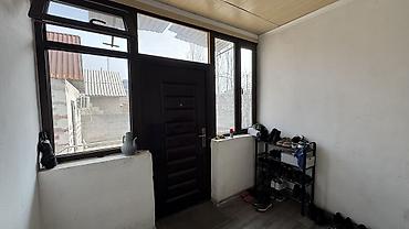 Продажа коттеджей и домов: 🏡 Срочно продаётся 2-этажный дом в Ак-Ордо 1 с бизнесом по первой — 7