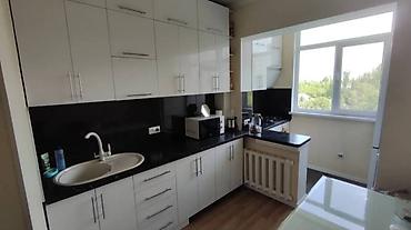 106: 3 комнаты, 70 м², 7 мкр 106 серия, 6 этаж, Свежий ремонт — 10