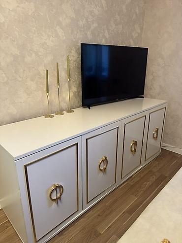 TV altlığı: Ağ rəngli, klassik-modern üslubda TV konsol/komod. - Material: MDF/Lam — 3