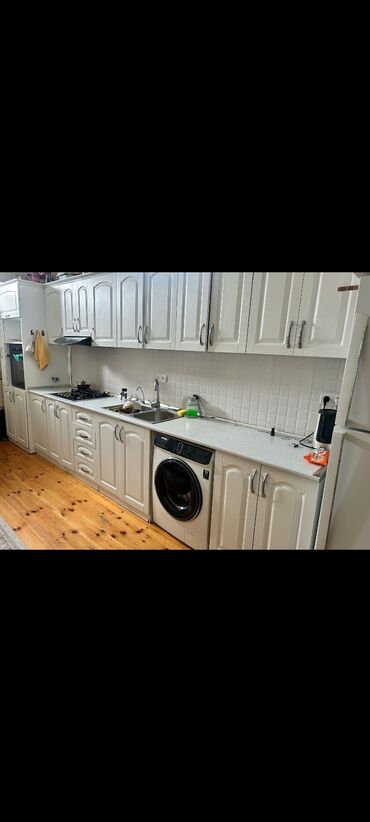 Mətbəx mebeli: Kuxna mebeli 750₼.yaxşı vəziyyətdədir yuxari şkafin ölçüsü 2.25