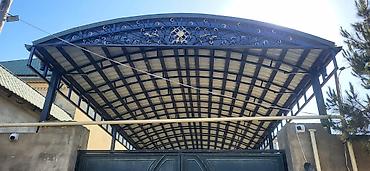 dam demiri: Metal konstruksiyalı navəsə / həyət örtüyü təqdim olunur. Quruluş — 1