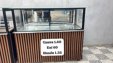 Endirim. Vitrin soyuducu satilir 750azn. Unvan bulbule Nigaz