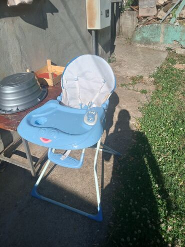 stvari za bebe: Hranilica za bebu