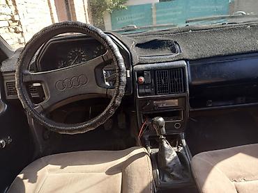 smart open: Audi 100: 1985 г., 1.8 л, Механика, Бензин, Седан — 3