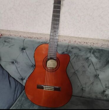 Klassik gitaralar: Klassik gitara, İşlənmiş, Ünvandan götürmə, Ödənişli çatdırılma