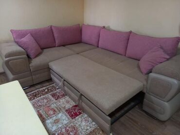 Sifarişlə dolablar: Künc divan, İşlənmiş, Açılan, Bazalı