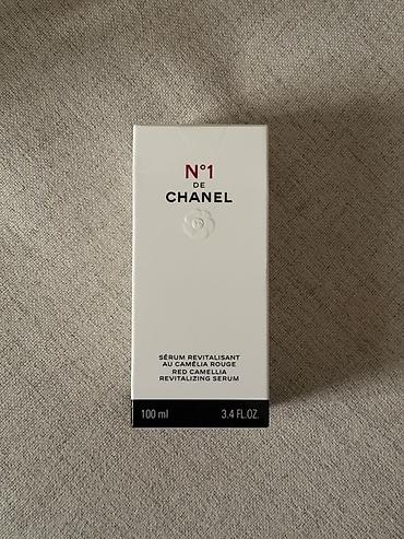 chanel: CHANEL N°1 DE CHANEL Red Camellia Revitalizing Serum, 100 ml (3.4 fl — 1