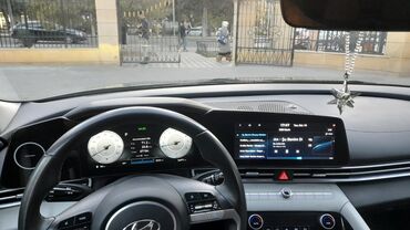 Hyundai: Hyundai Elantra: 2 l | 2021 il Sedan — 14