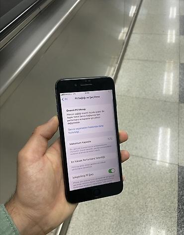 iphone 8 plus 128 gb qiymeti: IPhone 8 Plus, 256 GB, Qara, Barmaq izi, Simsiz şarj — 7