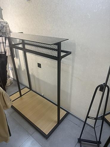 Оборудование для магазинов: Mağaza üçün metal asılqan stendi - Material: qara toz boya ilə — 2