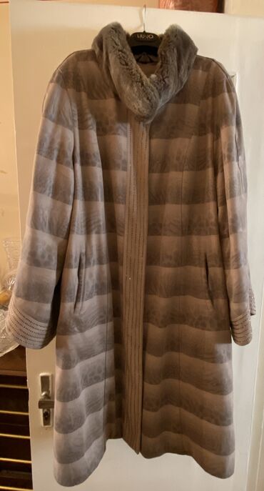 zhenskie klassicheskie palto: Пальто цвет - Коричневый