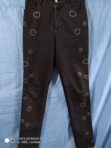 Джинсы: Продаю вещи для девочек: Джинсы, брюки, капри, шорты, спортивные — 3