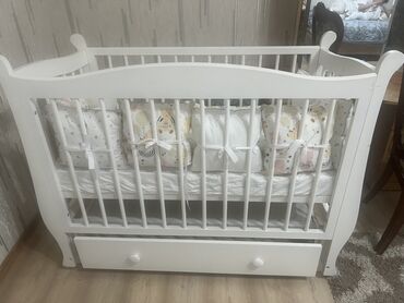 Детские односпальные кровати: Детская кроватка фирменная покупали в магазине с комплектом текстиля и — 3