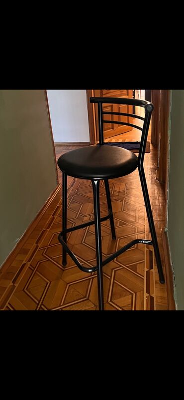 islenmis mebel alisi: Stul30azn 4dene var elde!