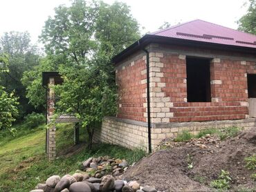 Həyət evləri və villaların satışı: 4 otaqlı, 135 kv. m, Kredit yoxdur, Təmirsiz — 5