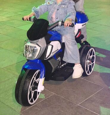 Коляски: Milana…. Motosklet qiymeti 130man (son qiymet ) teze kimi 2 3 defe