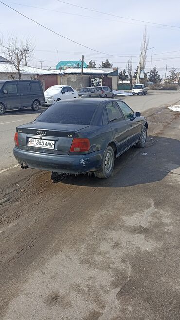 Audi: Audi A4: 1994 г., 1.8 л, Механика, Бензин, Седан