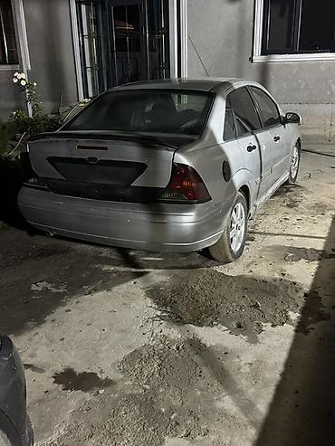 Ford: Ford Focus: 2000 г., 2 л, Автомат, Бензин, Седан — 6