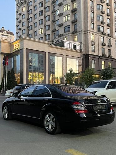 крутые машины: Mercedes-Benz S-Class: 2007 г., 5.5 л, Типтроник, Бензин, Седан