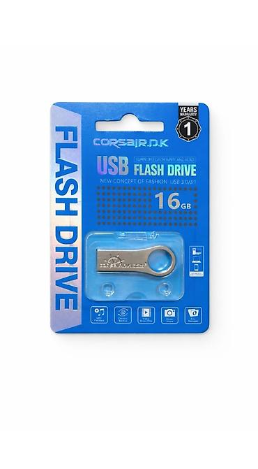 Corsair D.K USB Flash Drive – 16 GB - Yaddaş həcmi: 16 GB - 25azn