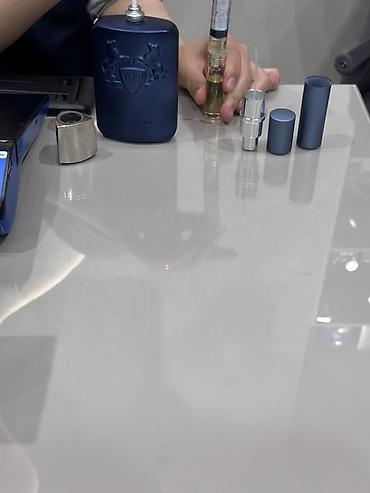 Личные вещи: Парфюм Layton Parfums de Marly — унисекс-аромат. Характер аромата: - — 2