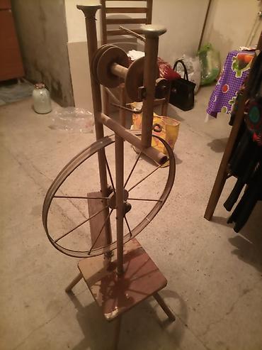 taxta biti: Taxta əlçəkli ip əyirmə çarxı (spinning wheel) - Material: əsasən — 1